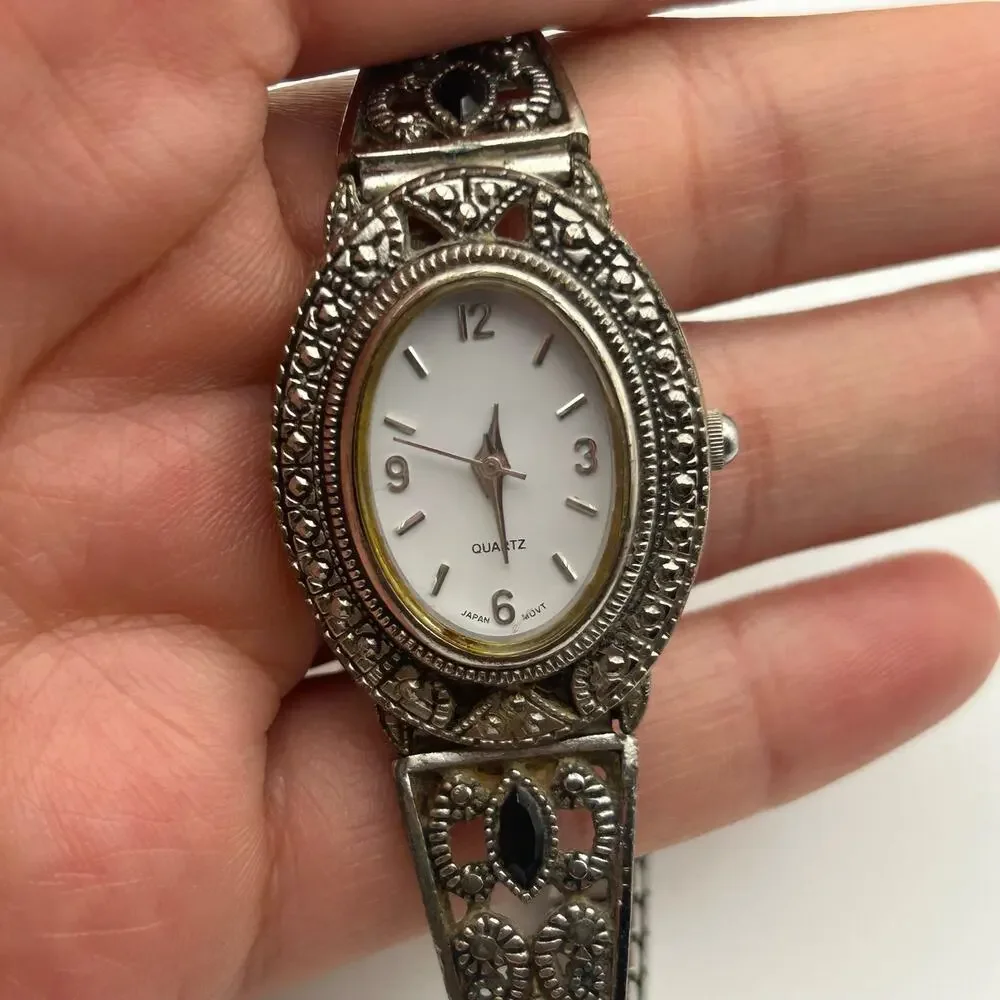 Vintage Style Silver-tone Fashion Watch Stretch Band Working New Battery